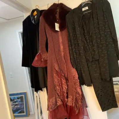 Vintage Women's Clothing