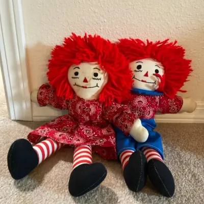 Vintage Raggedy Ann And Andy Dolls