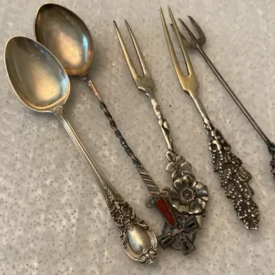 Vintage Sterling Silver Teaspoons And Hors D’oeuvres Forks