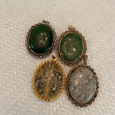 Cabochon Pendants 