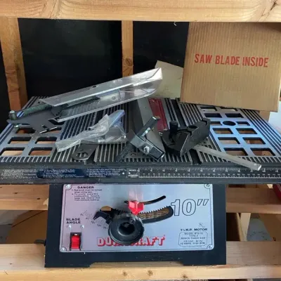 Duracraft 10” Table Saw Model #BTS-10
