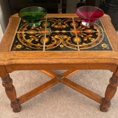 Tiled Side Table with Glass Bowls