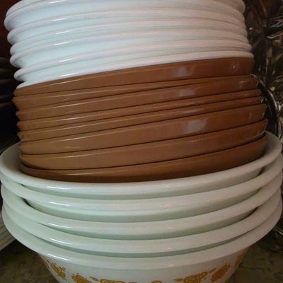 Sale Photo Thumbnail #22: Pyrex Butterfly Gold Mixing Bowl Set