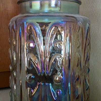 Sale Photo Thumbnail #42: L.E. Smith Atterbury Scroll Carnival Glass Canister Jar