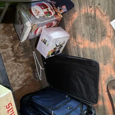 Sale Photo Thumbnail #25