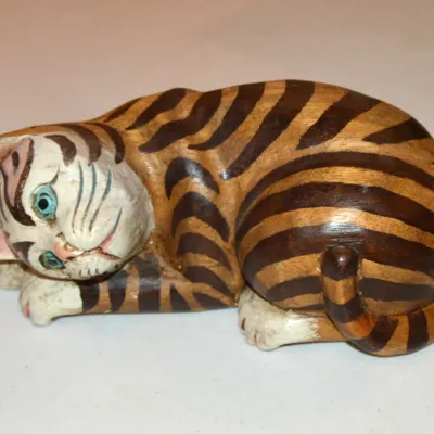 Wood cat