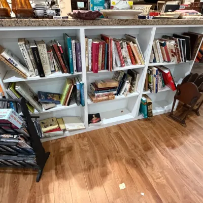 Sale Photo Thumbnail #33