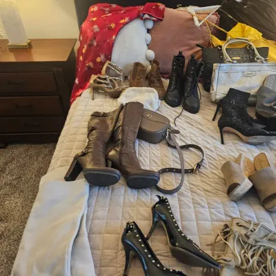 Sale Photo Thumbnail #47