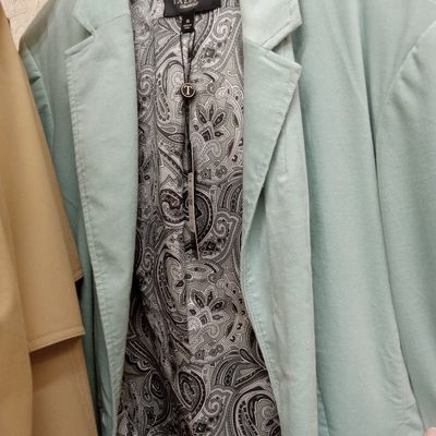 Sale Photo Thumbnail #231