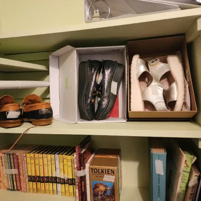 Sale Photo Thumbnail #33