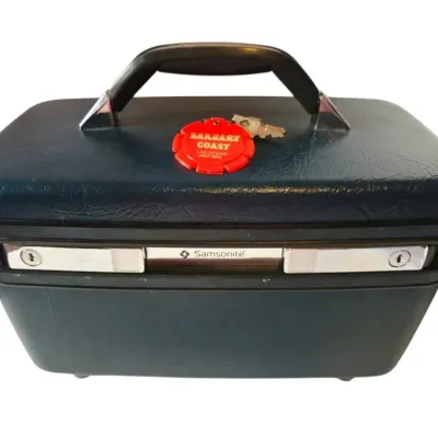 Vintage 1980s Samsonite Travel Case w/ Las Vegas Keychain & Keys