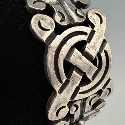 Sale Photo Thumbnail #13