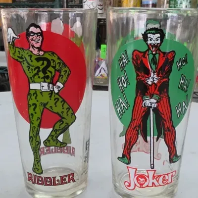 Sale Photo Thumbnail #199: Batman Riddler and Joker Character Glasses Pair