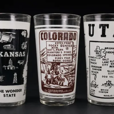 Sale Photo Thumbnail #201: Assorted State Souvenir Glass Tumblers