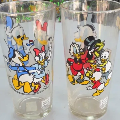 Sale Photo Thumbnail #396: Set of Two Disney Donald Duck Character Glasses