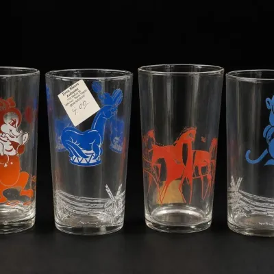 Sale Photo Thumbnail #340: Set Of Four Animal-Themed Printed Glasses