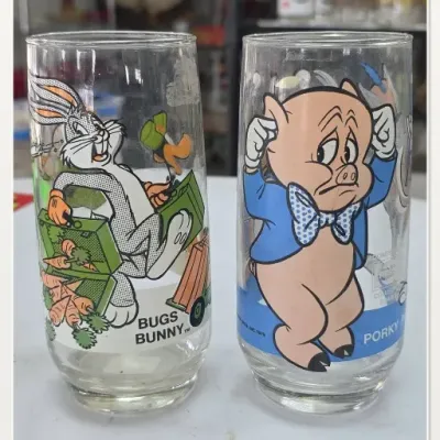 Sale Photo Thumbnail #137: Looney Tunes Bugs Bunny and Porky Pig Glasses