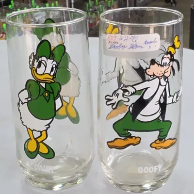 Sale Photo Thumbnail #366: Daisy Duck and Goofy Character Glasses
