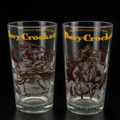 Sale Photo Thumbnail #281: Pair of Davy Crockett Graphic Glasses