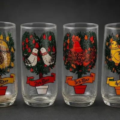 Sale Photo Thumbnail #209: Four Glasses With Twelve Days of Christmas Designs