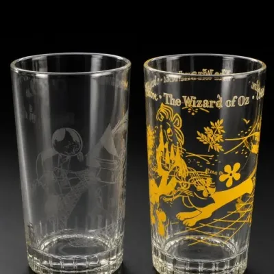 Sale Photo Thumbnail #300: The Wizard of Oz Glass Tumblers Pair