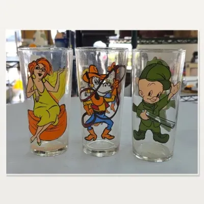 Sale Photo Thumbnail #16: Looney Tunes Character Glass Tumbler Trio