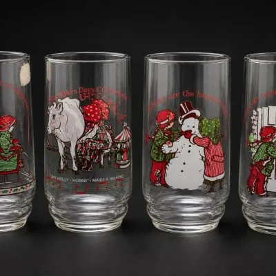 Sale Photo Thumbnail #335: Set of Four Holly Hobbie Holiday Glasses