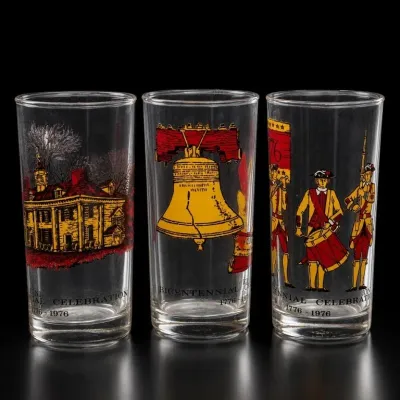 Sale Photo Thumbnail #20: Bicentennial Celebration 1776-1976 Glass Tumbler Trio