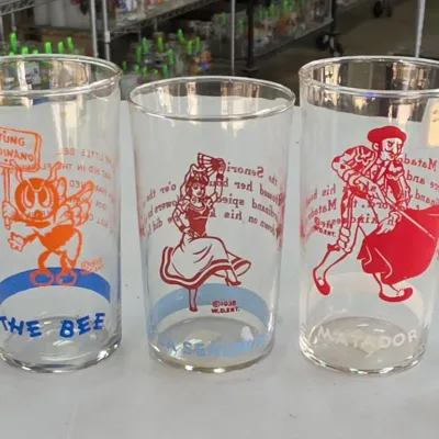 Sale Photo Thumbnail #399: Walt Disney Character Glass Tumblers Trio