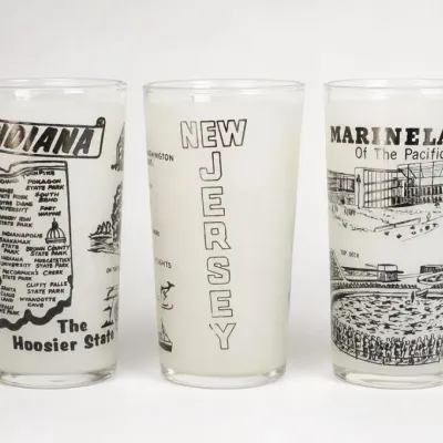 Sale Photo Thumbnail #311: Assorted State Souvenir Glass Tumblers