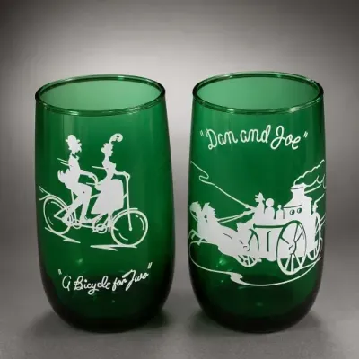 Sale Photo Thumbnail #364: Pair of Green Glass Tumblers With White Silhouette Designs