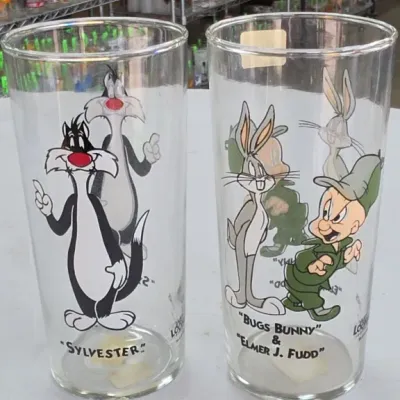 Sale Photo Thumbnail #349: Looney Tunes Character Glasses Pair