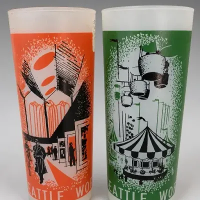 Sale Photo Thumbnail #214: Seattle World's Fair Souvenir Plastic Tumblers Pair