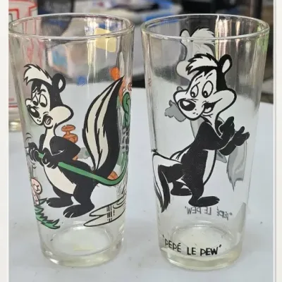 Sale Photo Thumbnail #164: Pair of Pepe Le Pew Cartoon Glasses
