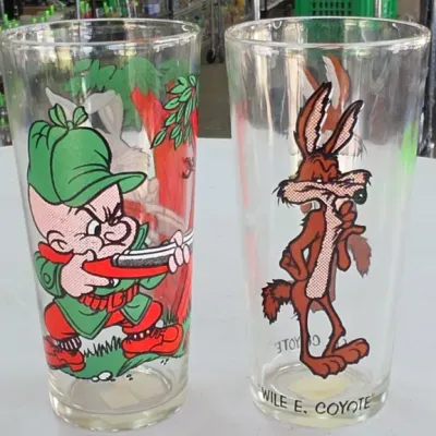 Sale Photo Thumbnail #332: Looney Tunes Character Glass Tumblers Pair
