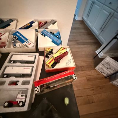 Sale Photo Thumbnail #465