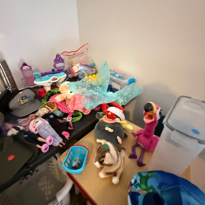 Sale Photo Thumbnail #402