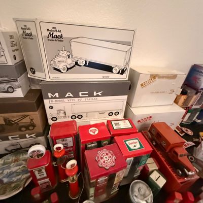 Sale Photo Thumbnail #437