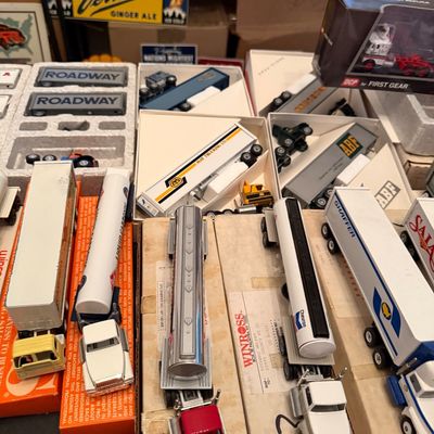 Sale Photo Thumbnail #458