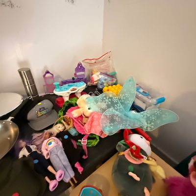 Sale Photo Thumbnail #407