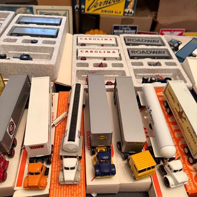 Sale Photo Thumbnail #453