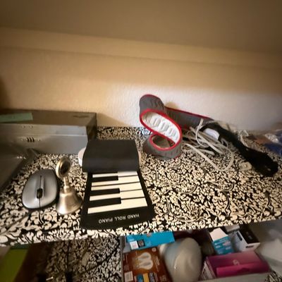 Sale Photo Thumbnail #143