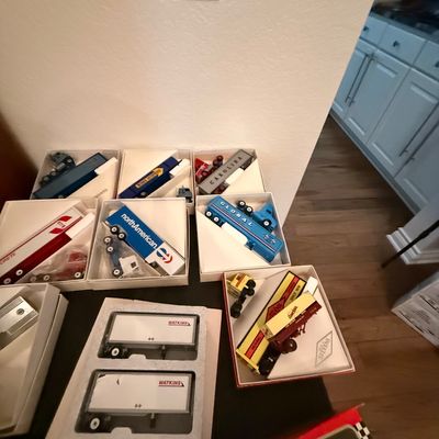 Sale Photo Thumbnail #470