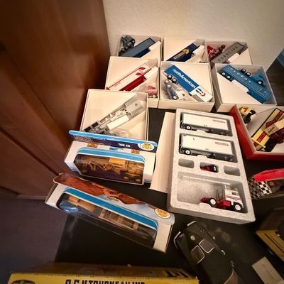 Sale Photo Thumbnail #467