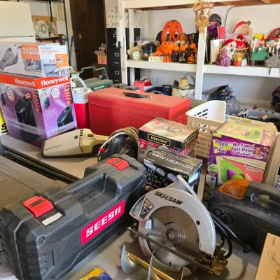 Estate sale photo