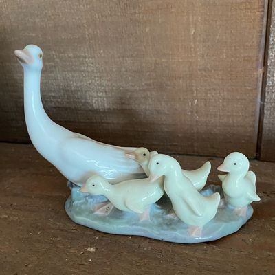 Lladro 1307 Little Ducks After Mother Porcelain Figurine Daisa Spain