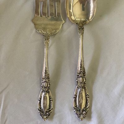 antique King Richard by Towle heavy sterling silver flatware set