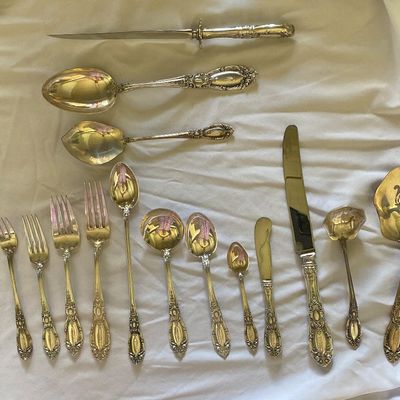 antique King Richard by Towle heavy sterling silver flatware set