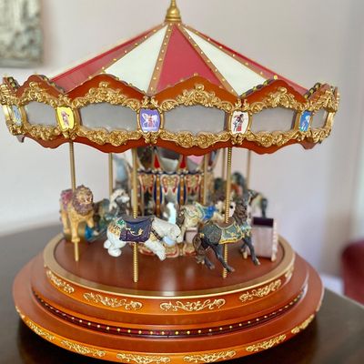 Vintage Mr Christmas GOLD LABEL COLLECTION Musical Horse Carousel Classic Mirror
