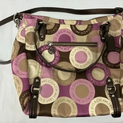 Sale Photo Thumbnail #153